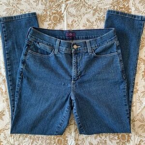 EUC NYJD Lift & Tuck Blue Straight Stretch Jeans Size 8